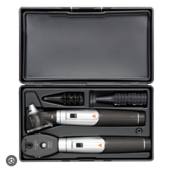HEINE mini 3000 LED Diagnostic Set XHL with 2 Handles In Hard Case