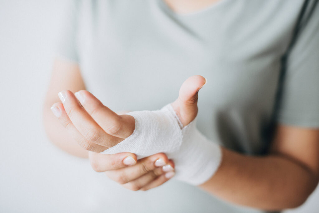 The Science Behind How Bandages Promote Faster Wound Healing